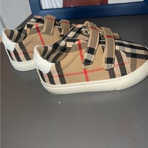 Toddler Burberry shoes